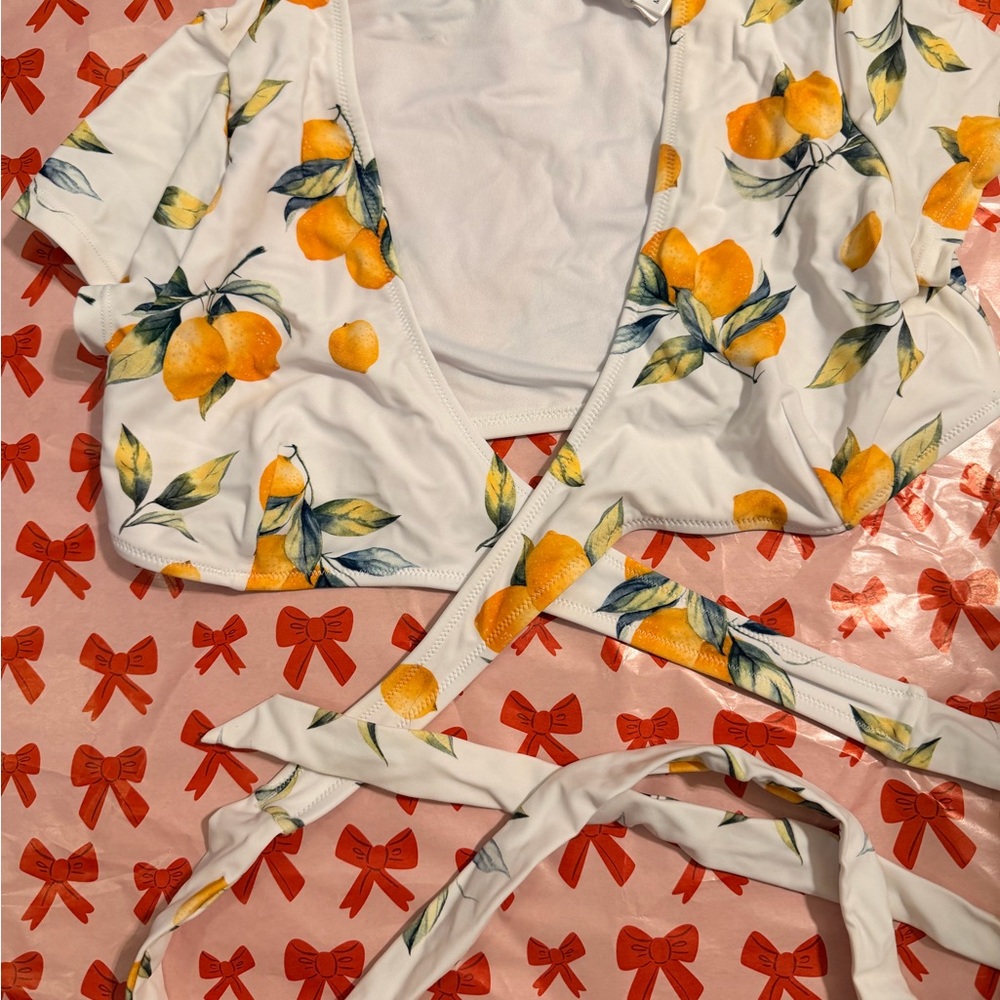 Cupshe White Top with Orange and Green Print